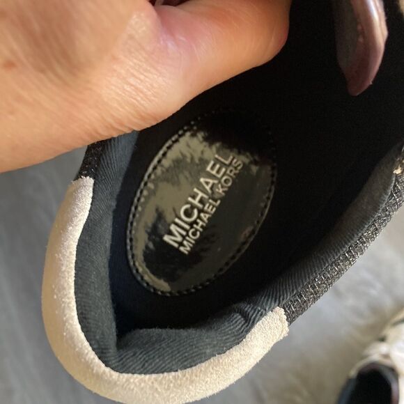 Michael Kors Women's Sneakers Leather Lace Up Black White Size 8.5 Round Toe - Picture 5 of 6